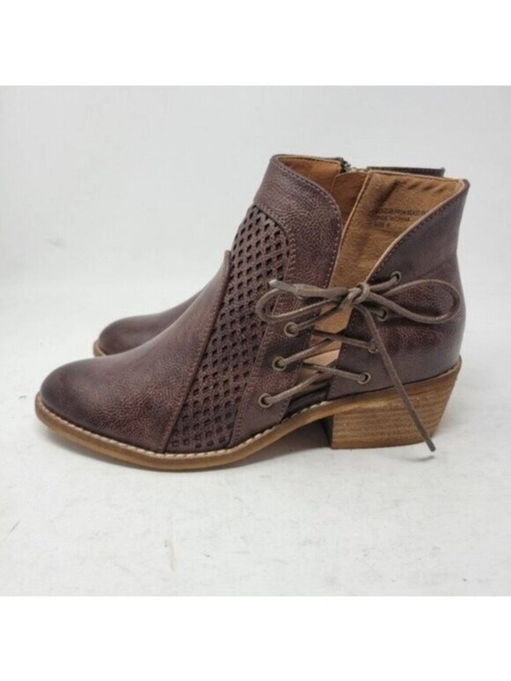 Beast Fashion | Denver Side Laced Mesh Boots Booties Brown - Picture 3 of 13